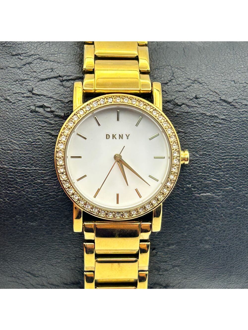 DKNY Soho Gold-tone Crystal Bezel White Dial St. Steel Watch New Battery